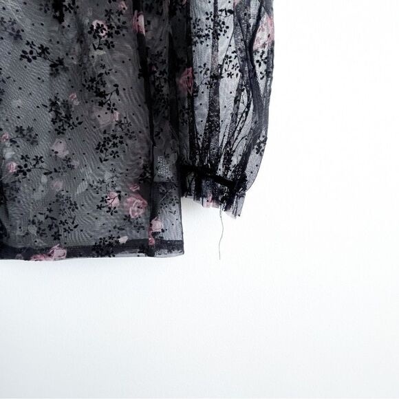 Suzy Shier Floral Blouse Sheer Black Flocked Ruffled Elastic Cuff Women's S - Picture 3 of 9